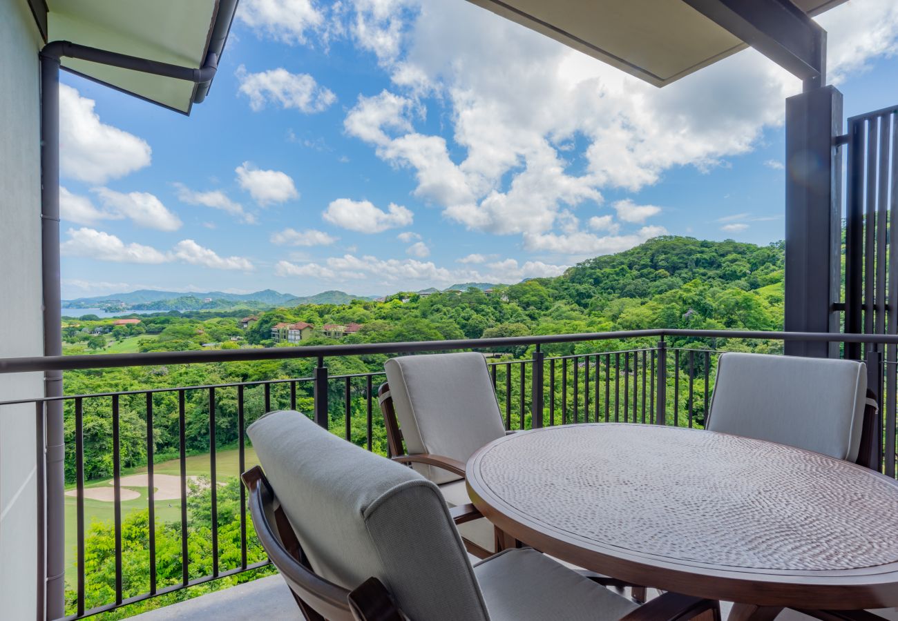 Condominium in Cabo Velas - Roble Sabana 404 Luxury Condo Adults Only - Reserva Conchal