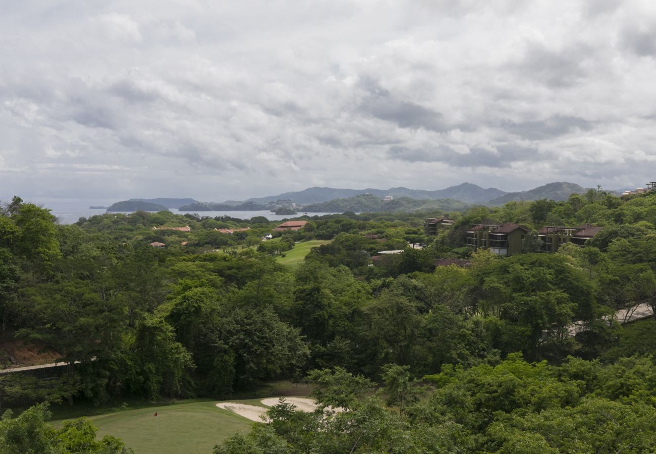 Condominium in Cabo Velas - Roble Sabana 304 Luxury Condo - Reserva Conchal