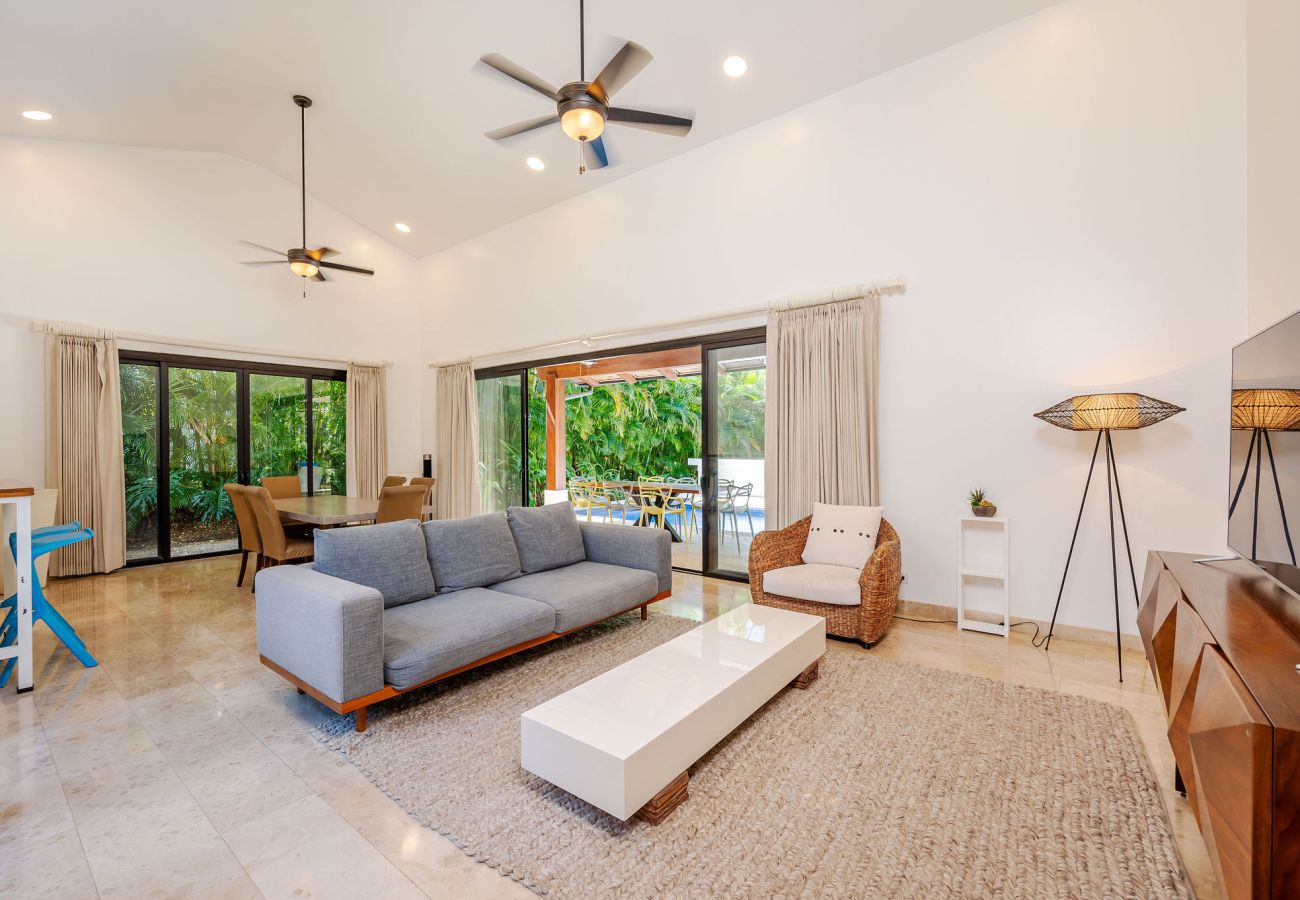 Villa in Cabo Velas - Private Pool Luxury Modern House | Llama del Bosque |Reserva Conchal Golf Resort