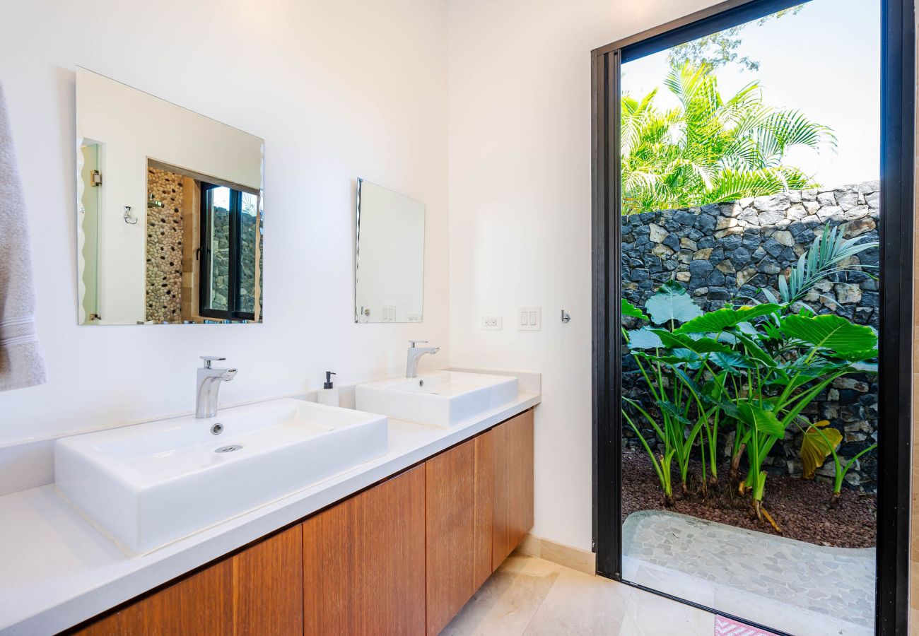 Villa in Cabo Velas - Private Pool Luxury Modern House | Llama del Bosque |Reserva Conchal Golf Resort