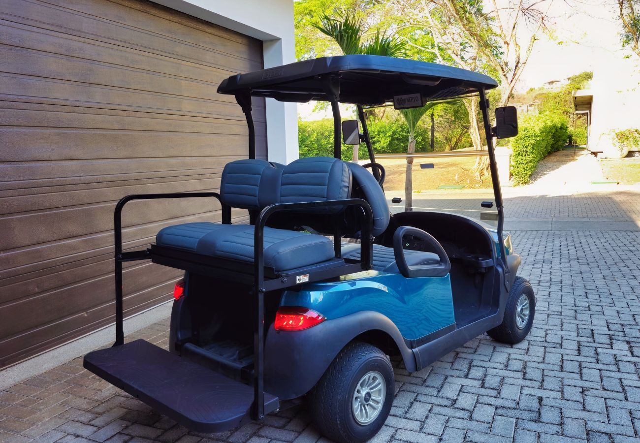 Villa in Cabo Velas - Private Pool Luxury Modern House + Free Golf Cart | Llama del Bosque |Reserva Conchal Golf Resort